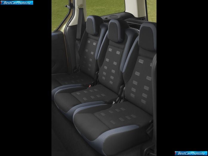 2009 Citroen Berlingo Multispace - фотография 33 из 60 2009 Citroen Berlingo Multispace - фотография 33 из 60