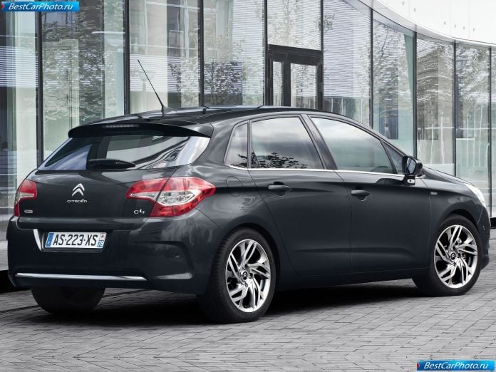 2011 Citroen C4 - фотография 31 из 118