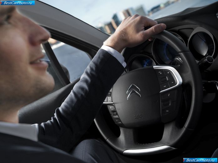 2011 Citroen C4 - фотография 51 из 118