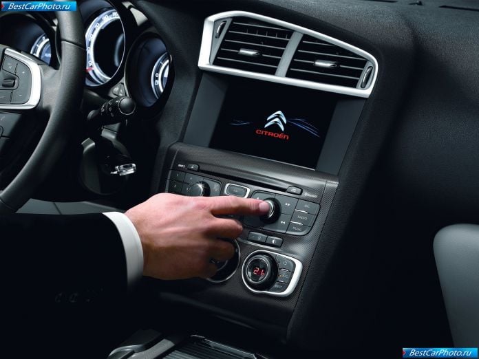 2011 Citroen C4 - фотография 56 из 118