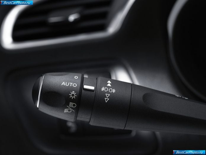 2011 Citroen C4 - фотография 73 из 118 2011 Citroen C4 - фотография 73 из 118
