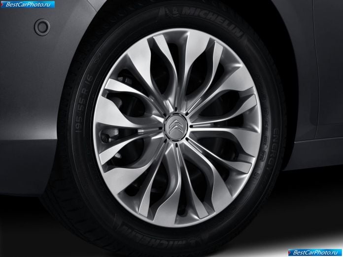 2011 Citroen C4 - фотография 100 из 118