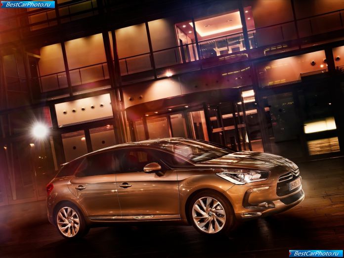 2012 Citroen Ds5 - фотография 7 из 104