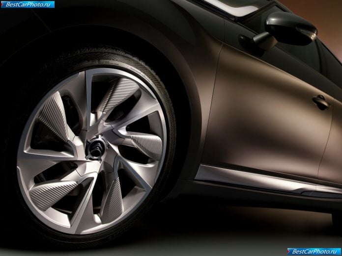 2012 Citroen Ds5 - фотография 78 из 104 2012 Citroen Ds5 - фотография 78 из 104