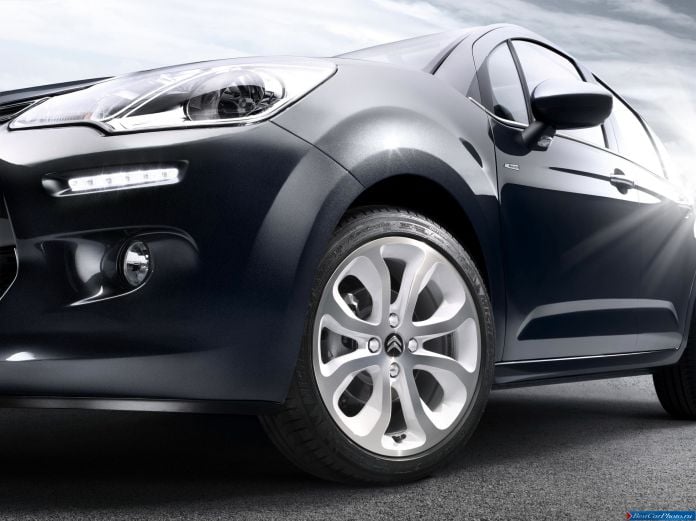 2013 Citroen C3 - фотография 18 из 42