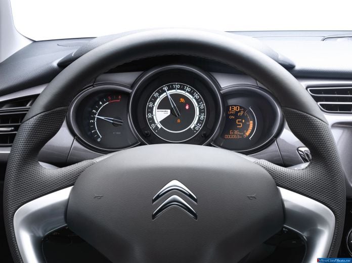 2013 Citroen C3 - фотография 32 из 42 2013 Citroen C3 - фотография 32 из 42