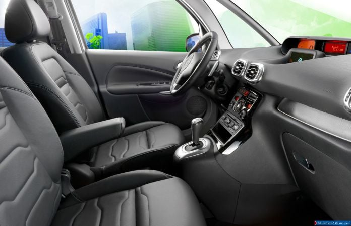 2013 Citroen C3 Picasso - фотография 10 из 21