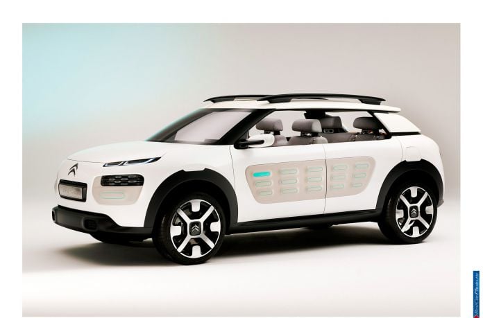 2013 Citroen Cactus - фотография 1 из 29