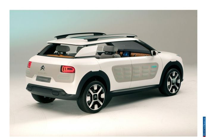 2013 Citroen Cactus - фотография 4 из 29 2013 Citroen Cactus - фотография 4 из 29