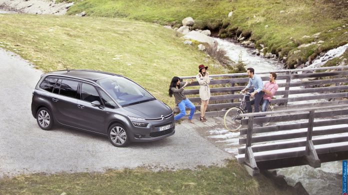 2014 Citroen Grand C4 Picasso - фотография 8 из 20 2014 Citroen Grand C4 Picasso - фотография 8 из 20