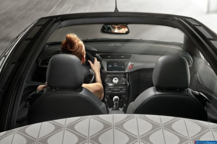 2014 Citroen DS3 Cabrio - фотография 54 из 64 2014 Citroen DS3 Cabrio - фотография 54 из 64