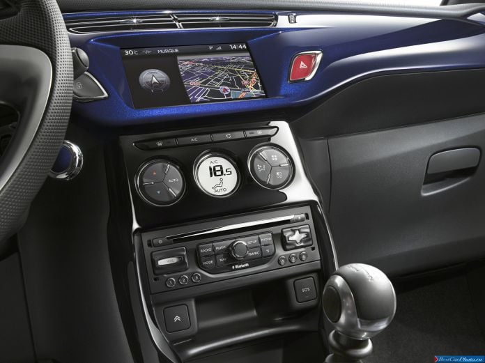 2014 Citroen DS3 Cabrio - фотография 60 из 64 2014 Citroen DS3 Cabrio - фотография 60 из 64
