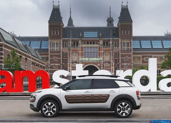2015 Citroen C4 Cactus - фотография 1 из 63