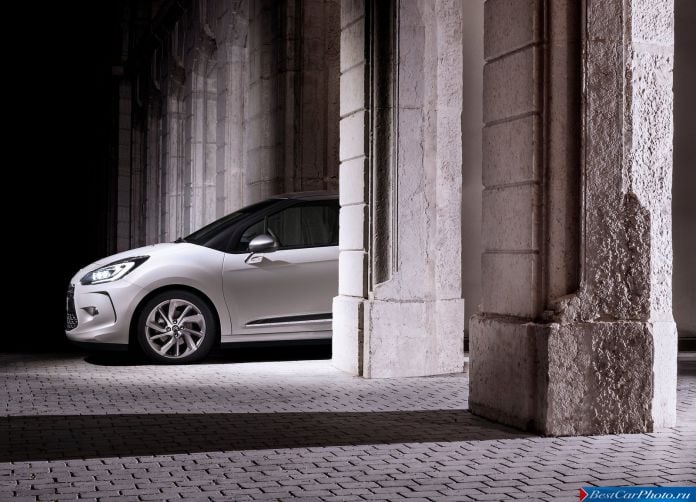 2015 Citroen DS 3 - фотография 12 из 32 2015 Citroen DS 3 - фотография 12 из 32
