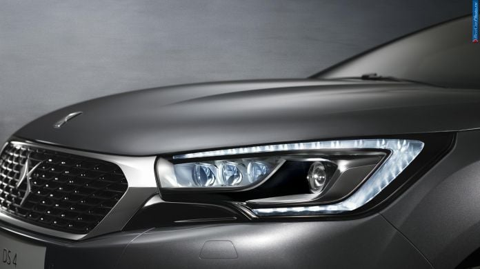 2016 Citroen DS4 - фотография 3 из 39
