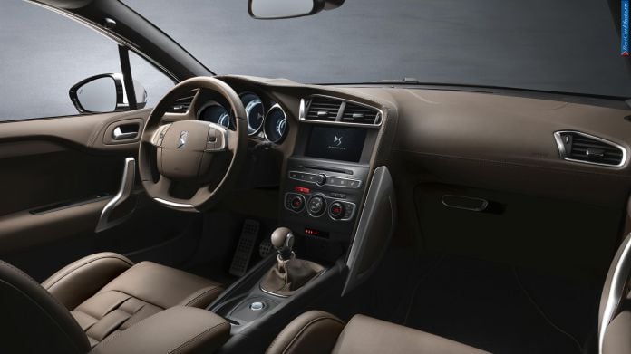 2016 Citroen DS4 - фотография 5 из 39