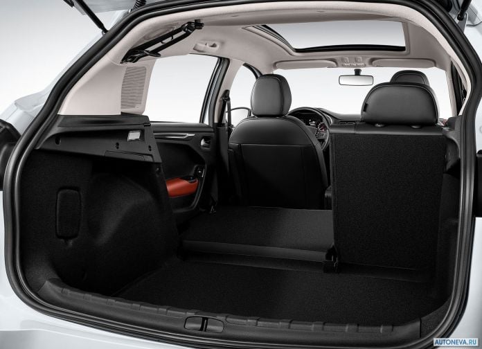 2019 Citroen C3 XR SUV - фотография 8 из 9