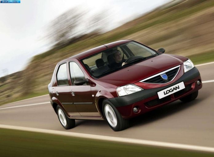 2005 Dacia Logan 1.6 MPI - фотография 1 из 85