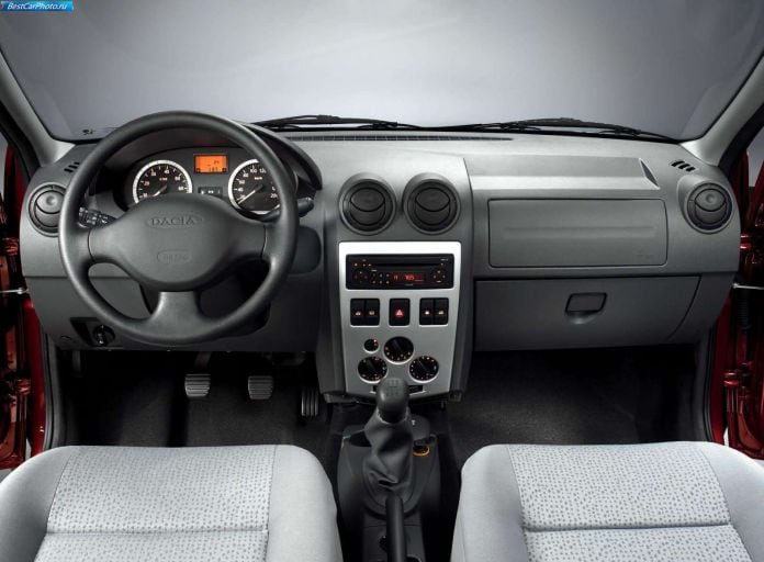2005 Dacia Logan 1.6 MPI - фотография 53 из 85 2005 Dacia Logan 1.6 MPI - фотография 53 из 85