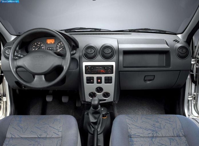 2005 Dacia Logan 1.6 MPI - фотография 54 из 85 2005 Dacia Logan 1.6 MPI - фотография 54 из 85