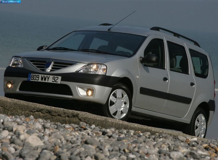 2007 Dacia Logan MCV - фотография 5 из 46