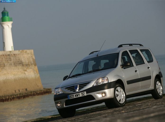 2007 Dacia Logan MCV - фотография 7 из 46