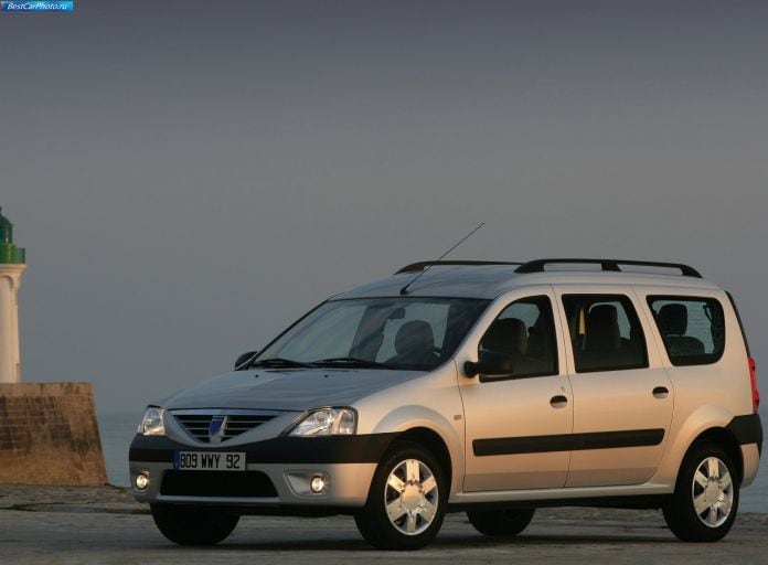 2007 Dacia Logan MCV - фотография 8 из 46