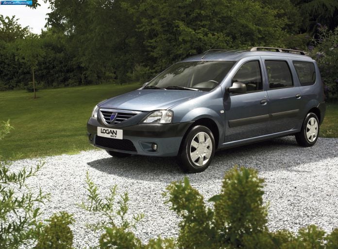 2007 Dacia Logan MCV - фотография 10 из 46