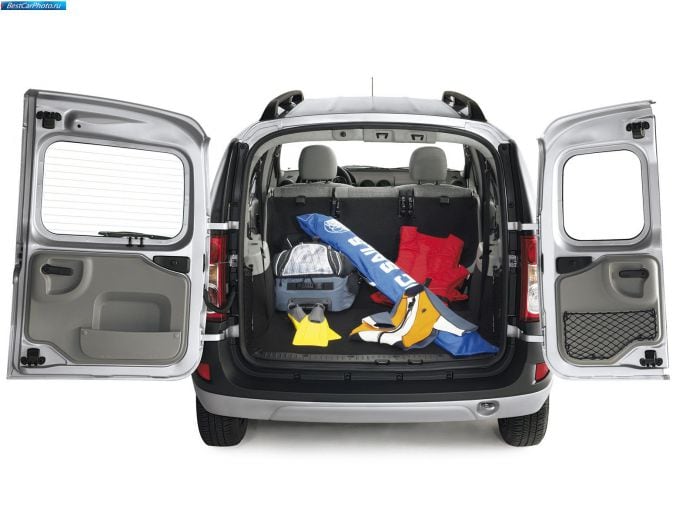2007 Dacia Logan MCV - фотография 45 из 46 2007 Dacia Logan MCV - фотография 45 из 46