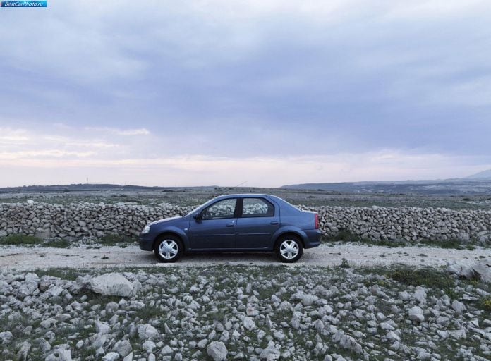 2009 Dacia Logan - фотография 12 из 45 2009 Dacia Logan - фотография 12 из 45
