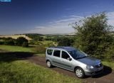 dacia_2009-logan_mcv_1600x1200_010.jpg