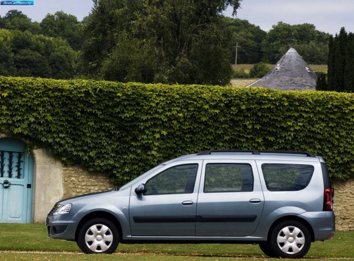 2009 Dacia Logan MCV - фотография 16 из 35 2009 Dacia Logan MCV - фотография 16 из 35