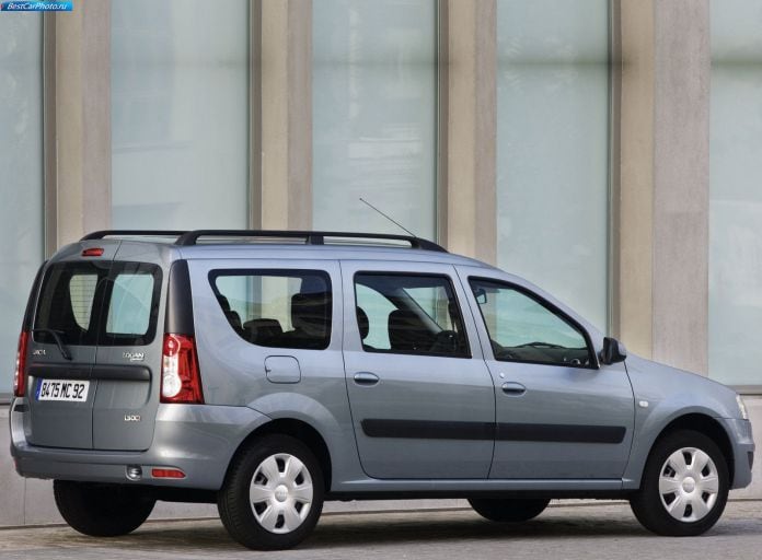 2009 Dacia Logan MCV - фотография 21 из 35 2009 Dacia Logan MCV - фотография 21 из 35