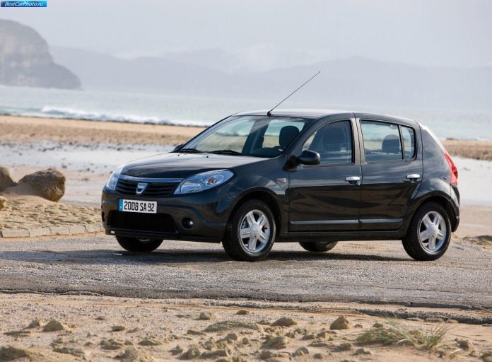 2009 Dacia Sandero - фотография 5 из 35 2009 Dacia Sandero - фотография 5 из 35