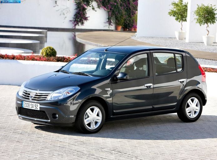 2009 Dacia Sandero - фотография 8 из 35