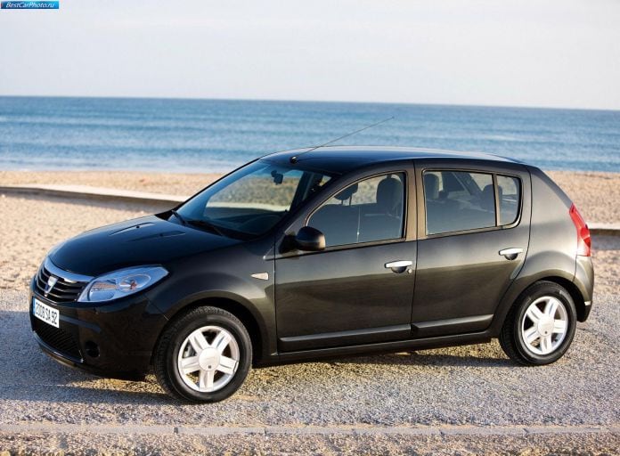 2009 Dacia Sandero - фотография 13 из 35 2009 Dacia Sandero - фотография 13 из 35