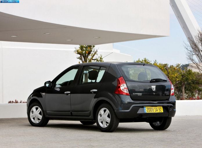 2009 Dacia Sandero - фотография 19 из 35 2009 Dacia Sandero - фотография 19 из 35