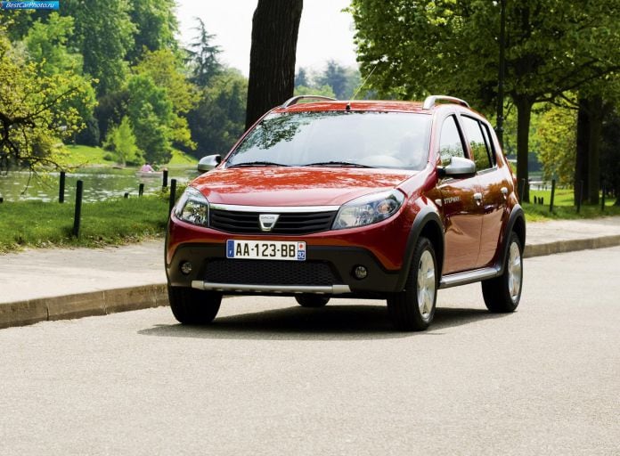 2010 Dacia Sandero Stepway - фотография 5 из 29 2010 Dacia Sandero Stepway - фотография 5 из 29