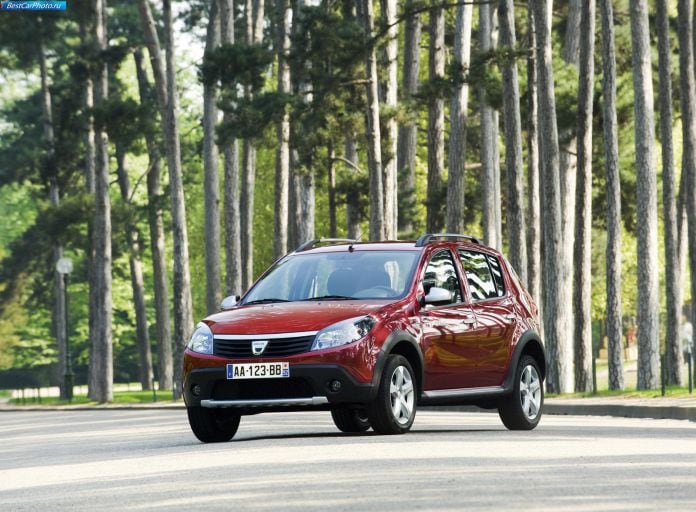 2010 Dacia Sandero Stepway - фотография 7 из 29 2010 Dacia Sandero Stepway - фотография 7 из 29