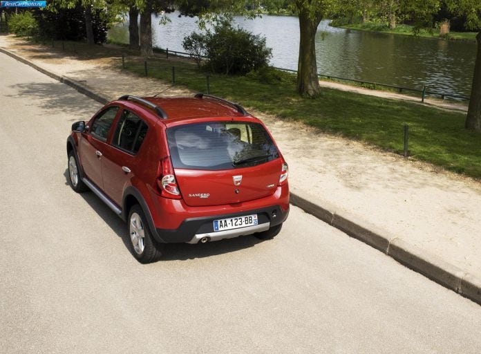 2010 Dacia Sandero Stepway - фотография 20 из 29 2010 Dacia Sandero Stepway - фотография 20 из 29