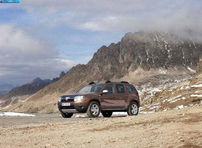 2011 Dacia Duster - фотография 28 из 86 2011 Dacia Duster - фотография 28 из 86