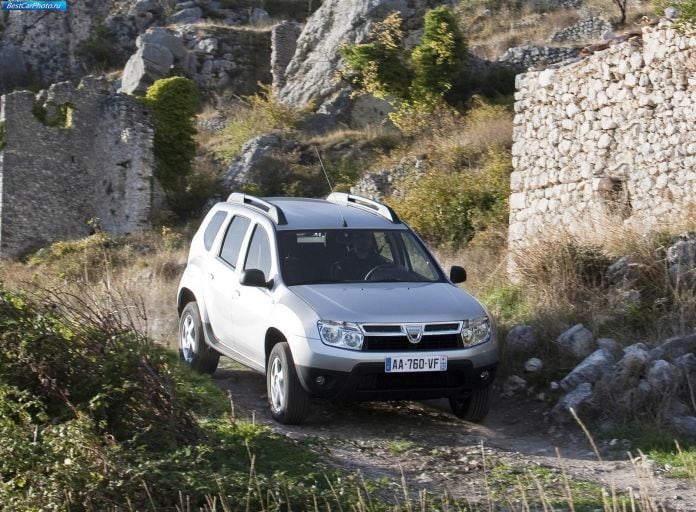 2011 Dacia Duster - фотография 31 из 86 2011 Dacia Duster - фотография 31 из 86