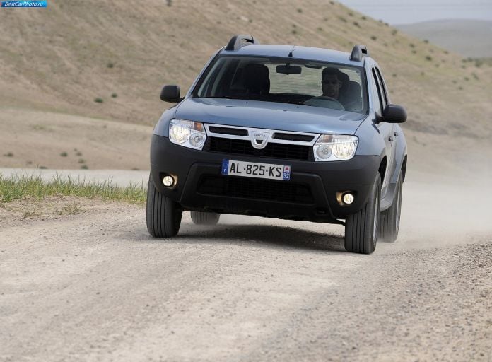 2011 Dacia Duster - фотография 35 из 86
