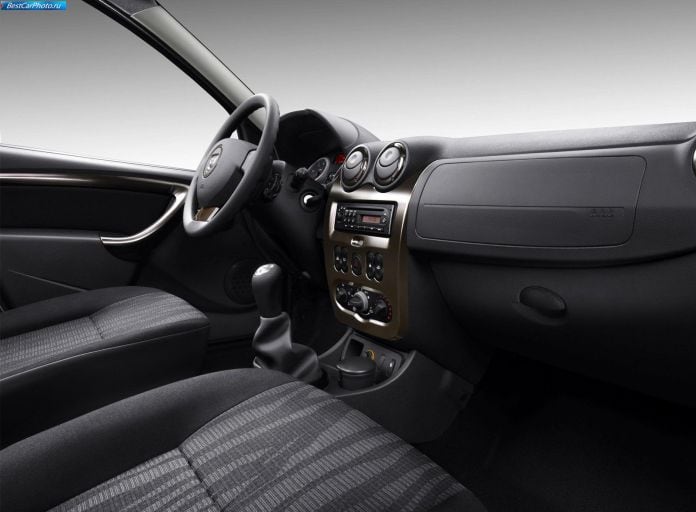 2011 Dacia Duster - фотография 69 из 86 2011 Dacia Duster - фотография 69 из 86
