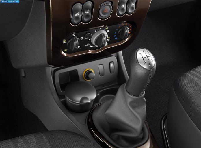 2011 Dacia Duster - фотография 74 из 86 2011 Dacia Duster - фотография 74 из 86