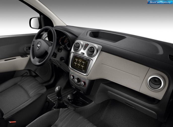 2013 Dacia Lodgy - фотография 3 из 46 2013 Dacia Lodgy - фотография 3 из 46