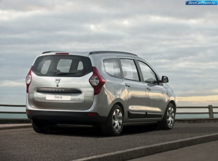 2013 Dacia Lodgy - фотография 5 из 46 2013 Dacia Lodgy - фотография 5 из 46