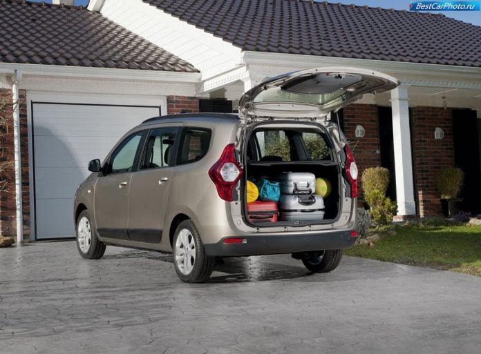 2013 Dacia Lodgy - фотография 8 из 46 2013 Dacia Lodgy - фотография 8 из 46