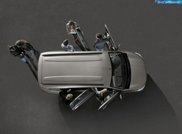 2013 Dacia Lodgy - фотография 13 из 46 2013 Dacia Lodgy - фотография 13 из 46
