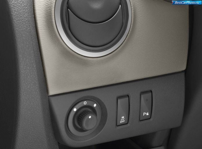 2013 Dacia Lodgy - фотография 35 из 46 2013 Dacia Lodgy - фотография 35 из 46